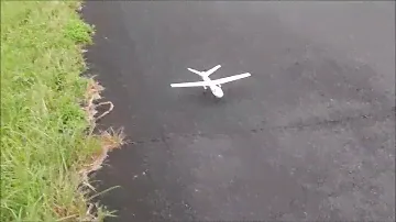 XK A110 Predator MQ-9 3CH Glider 滑走離着陸