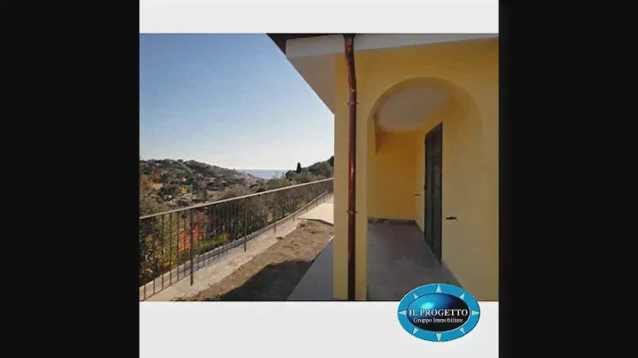 Rif. 101 VENDESI SANREMO IM AD.ZE GOLF CLUB VILLA  VISTA MARE Mq. 200